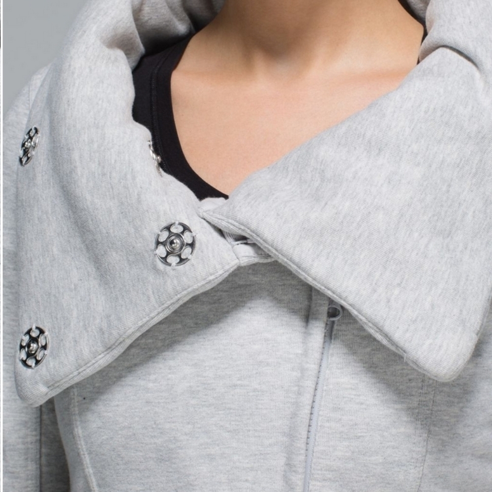 Lululemon Karmacollected Jacket Heathered Light Grey 6 Cotton Fleece - Picture 5 of 12